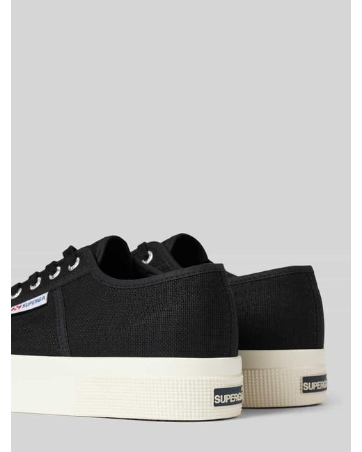 Superga Black Low Top Sneaker in unifarbenem Design mit Label-Detail