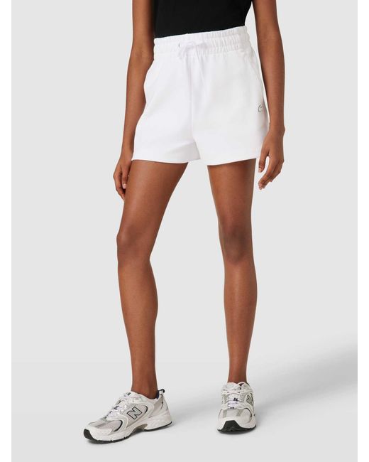 Lacoste White Shorts mit Gesäßtasche