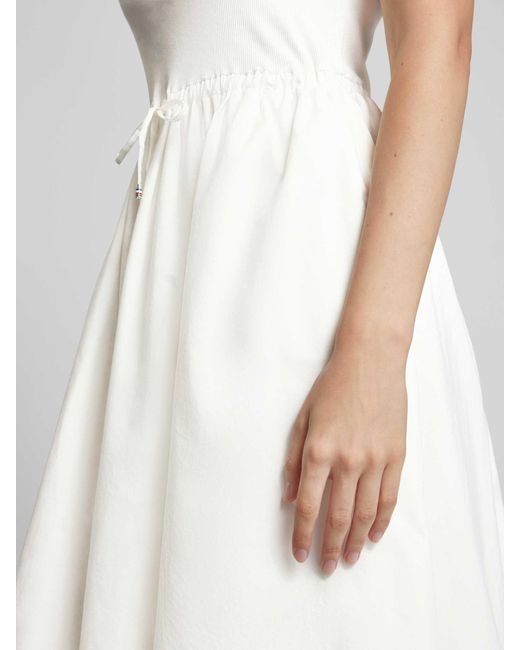 Tommy Hilfiger Midi-jurk Met Ronde Hals in het White