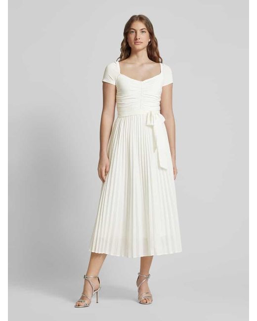 Guess White Midikleid Mit Raffungen Modell 'Veronica'