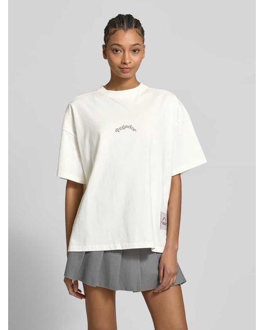 PEGADOR White Oversized T-Shirt mit Label-Print Modell 'RITA'