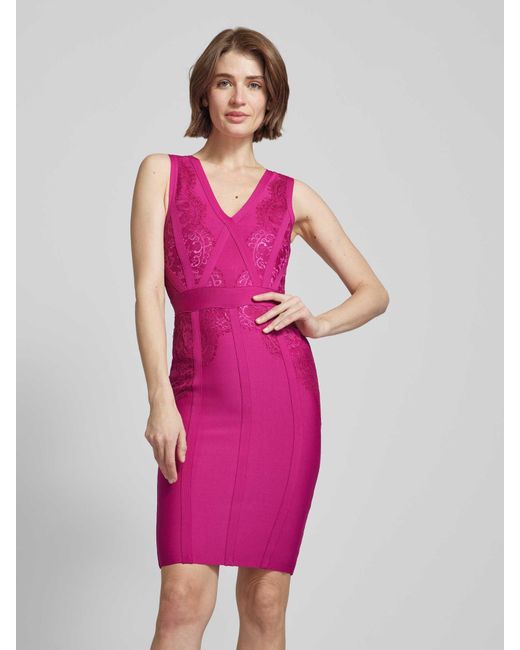 Lipsy Pink Cocktailkleid mit V-Ausschnitt