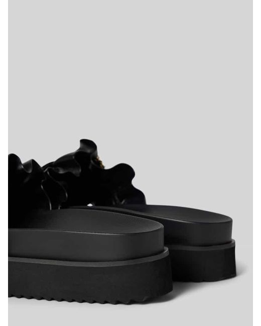 Versace Black Slides mit Dornschließe