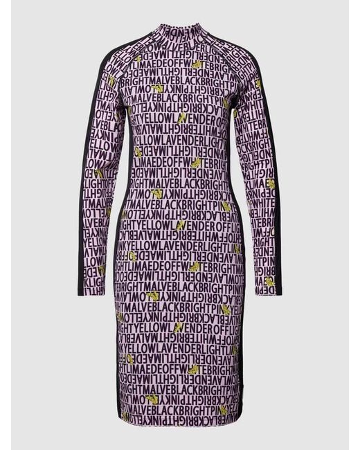 Marc Cain Purple Knielanges Kleid mit Allover-Statement-Print