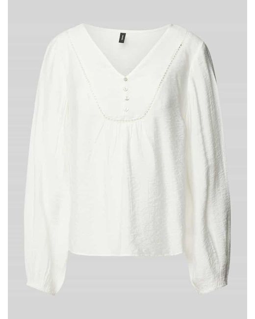 Vero Moda White Bluse mit kurzer Knopfleiste Modell 'MIRA'