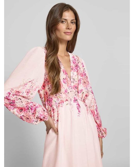 Neo Noir Pink Maxikleid mit V-Ausschnitt Modell 'SILFI'
