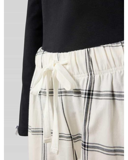Louis & Louisa Black Pyjama mit Stitching Modell 'Wohlfühl-Momente'