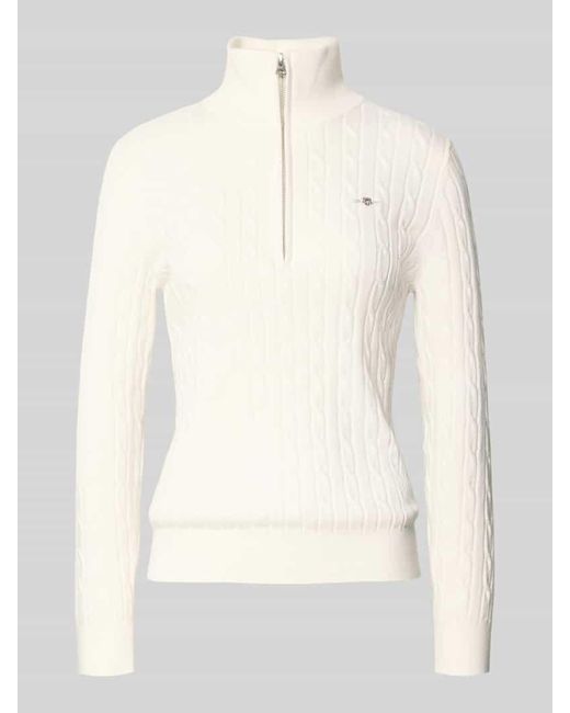 Gant White Troyer mit Logo-Stitching und Zopfmuster