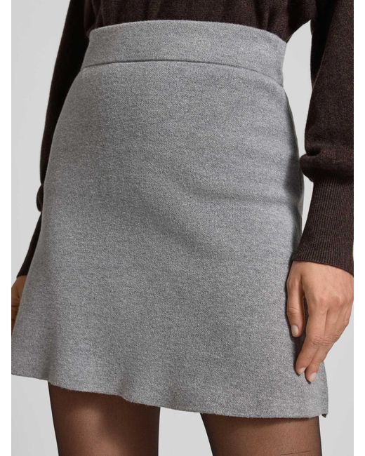 Vero Moda Uitlopende Minirok Van Viscosemix, Model 'Saba' in het Gray