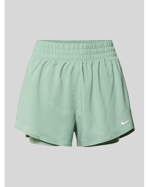Nike Short in het Green
