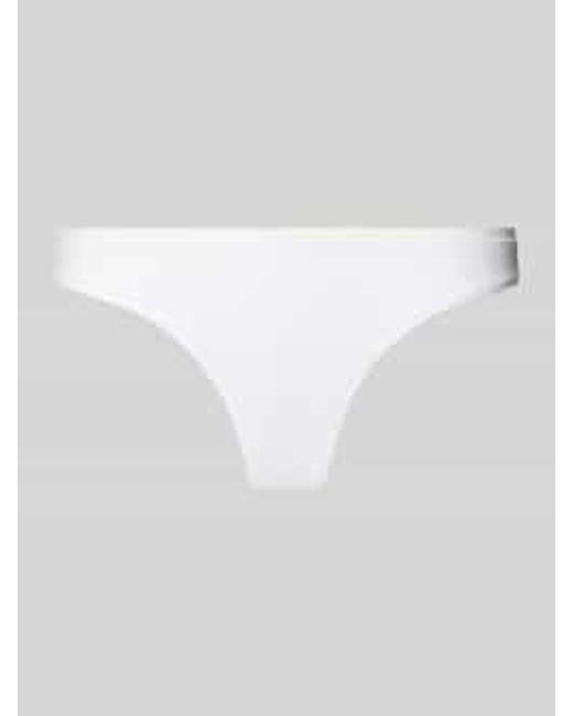 Jake*s Strings in het White