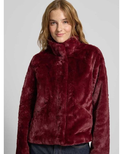 ONLY Red Regular Fit Jacke in Kunstfell-Optik Modell 'NEWVIDA'