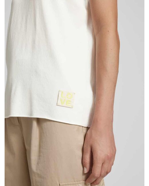 LIEBLINGSSTÜCK White T-Shirt mit Label-Detail Modell 'Karista'