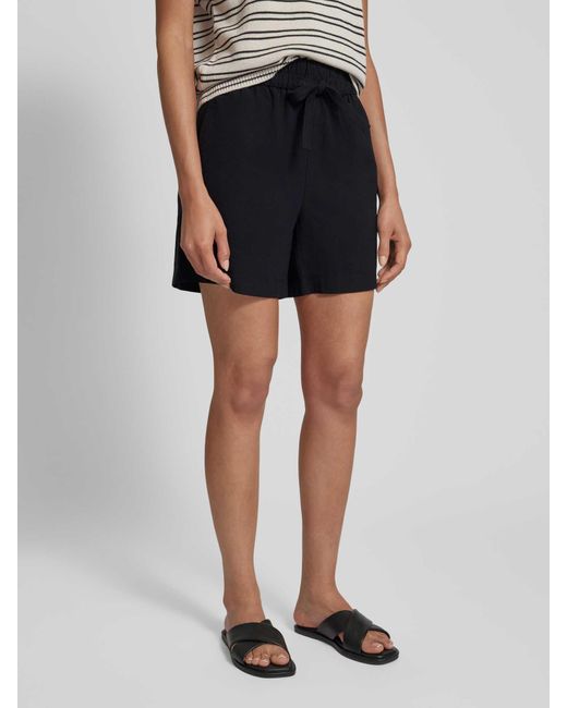 Vero Moda Black Loose Fit Shorts mit Tunnelzug Modell 'CARMEN'