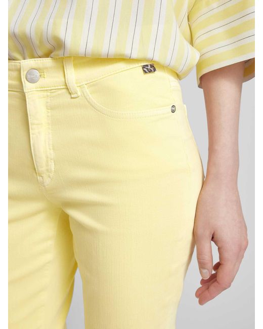 Marc Cain Bootcut Jeans mit ausgefransten Abschlüssen Modell 'FORLI' in Yellow für Herren