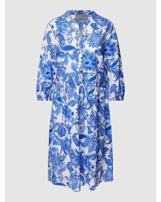 White Label Blue Kleid mit floralem Allover-Muster