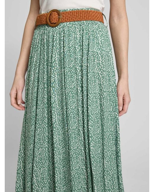 Apricot Midirok Met Riem in het Green