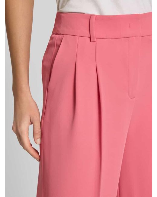 christian berg Pink Flared Anzughose mit Bundfalten