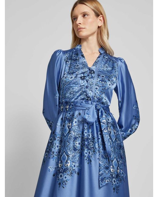 Neo Noir Midi-jurk Met Paisleymotief in het Blue