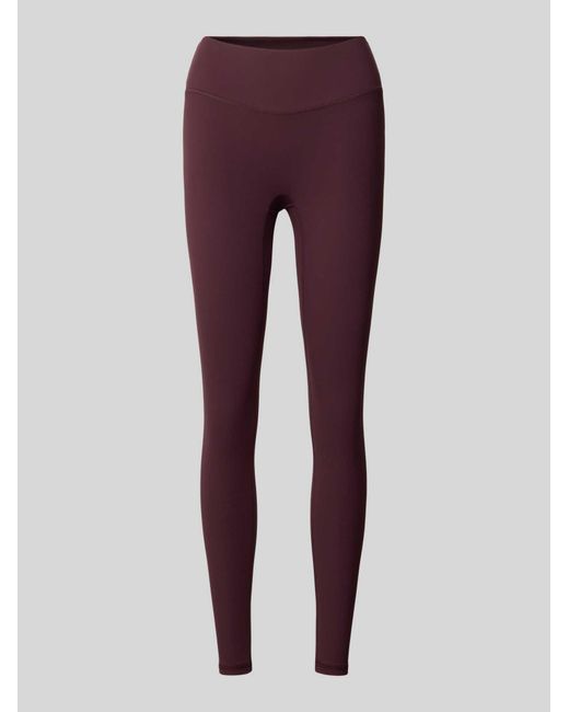 Fabletics Sportleggings in het Purple