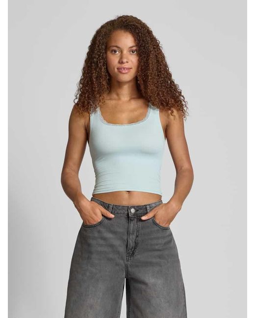 Review Blue Tanktop mit U-Ausschnitt