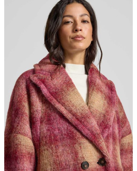 Marc Cain Oversized Lange Jas Met Scheerwol in het Red