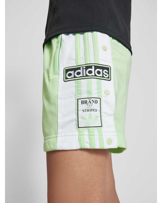 Adidas Originals Green Regular Fit Shorts mit Label-Stitching Modell 'ADIBREAK'