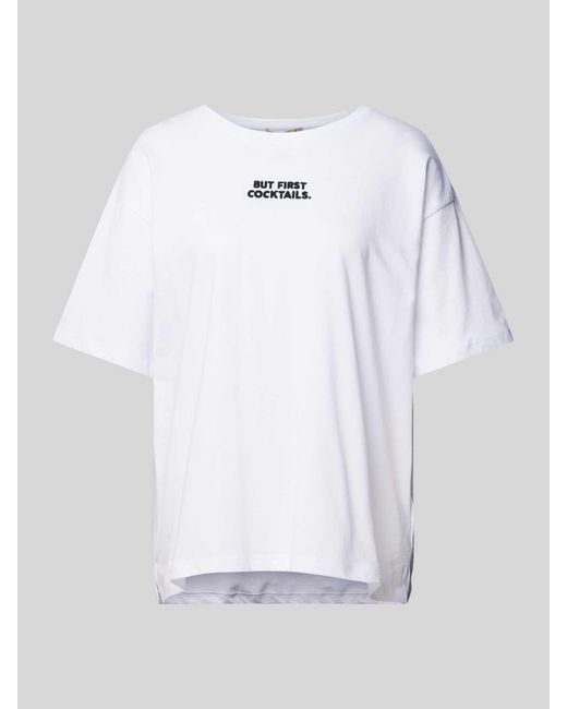 Smith & Soul White Oversized T-Shirt mit Statement-Stitching