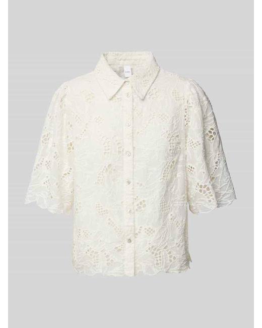 Y.A.S White Regular Fit Bluse mit Lochstickerei Modell 'SAGGA'