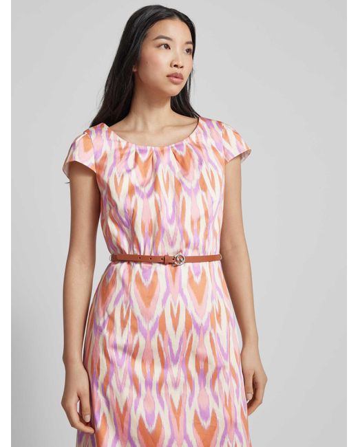 Comma, Mini-jurk Met Tailleriem in het Pink