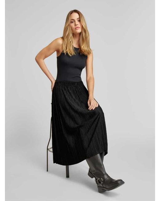Samsøe & Samsøe Black Midirock mit Plisseefalten Modell 'UMA'