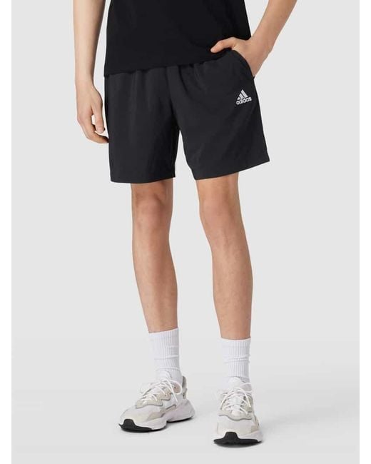 Adidas Shorts mit Label-Stitching in Black für Herren