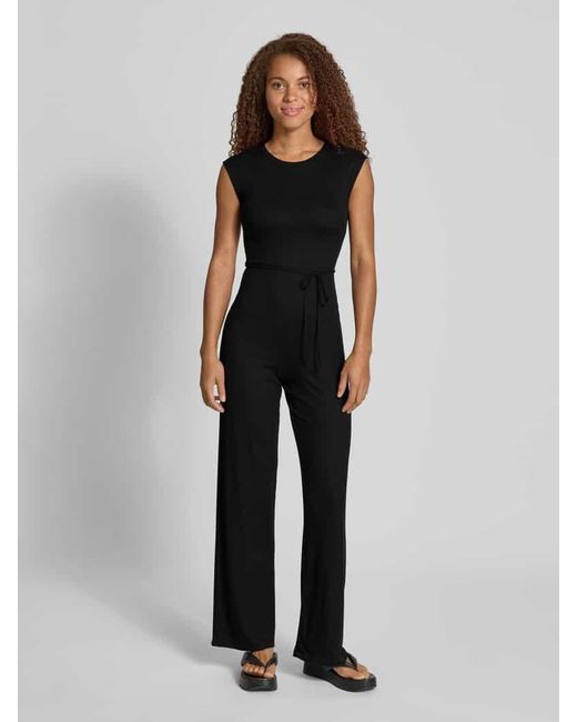 EDITED Black Jumpsuit mit Rundhalsausschnitt und Bindegürtel