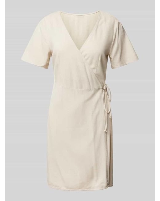 Vero Moda Natural Tailliertes Wickelkleid aus Viskose-leinen-Mix Modell 'MYMILO'