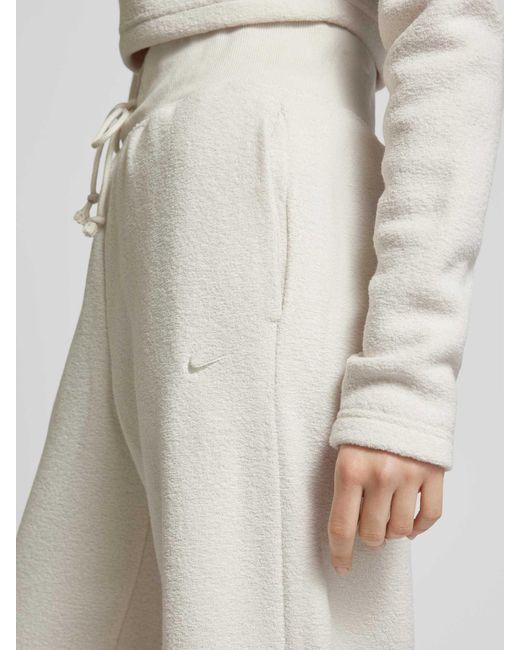 Nike Natural Wide Leg Sweatpants mit Logo-Stitching