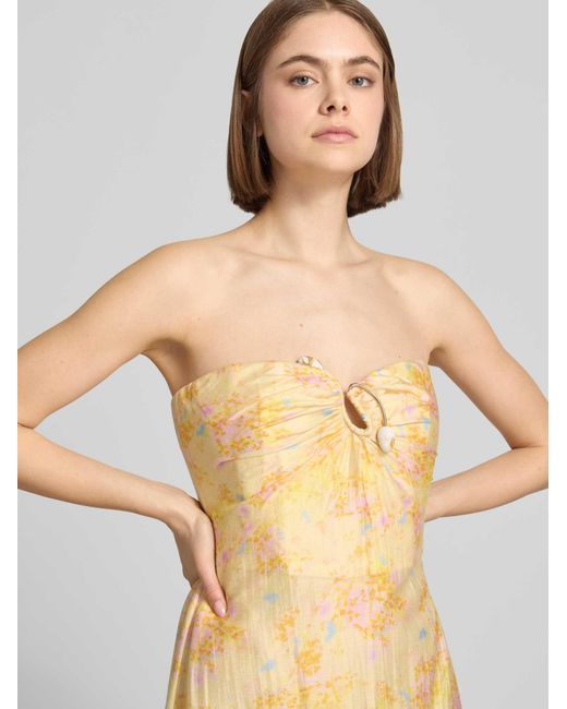 Bardot Avondjurken in het Yellow