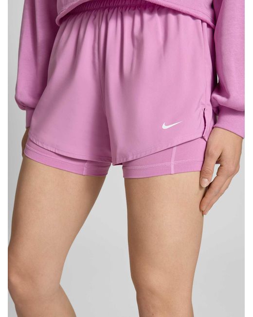 Nike Short in het Pink