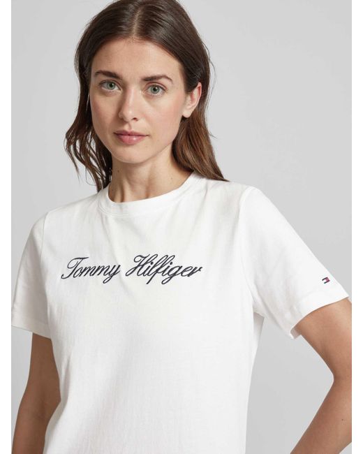 Tommy Hilfiger Gray T-Shirt mit Label-Stitching