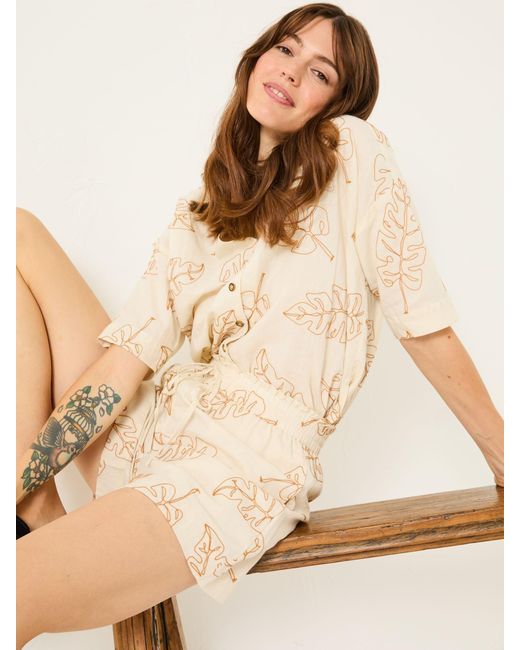 FatFace Natural Leaf Embroidered Short