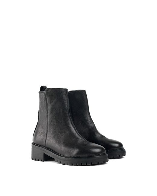 Sole Black Crafted Thimble Inside Zip Boots, Leather
