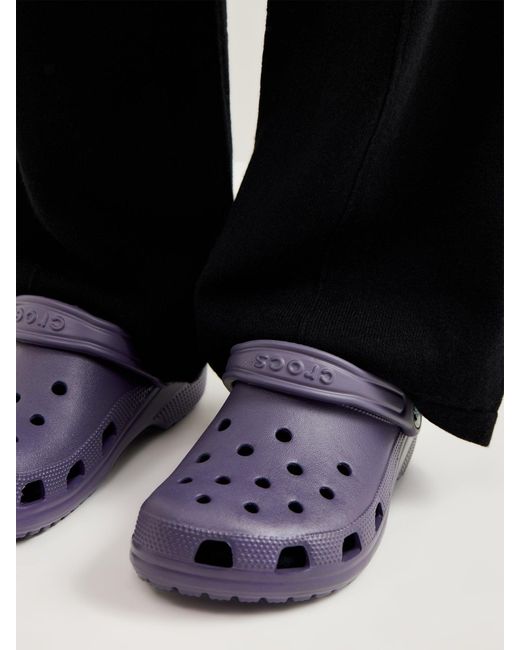 CROCSTM Black Classic Clog