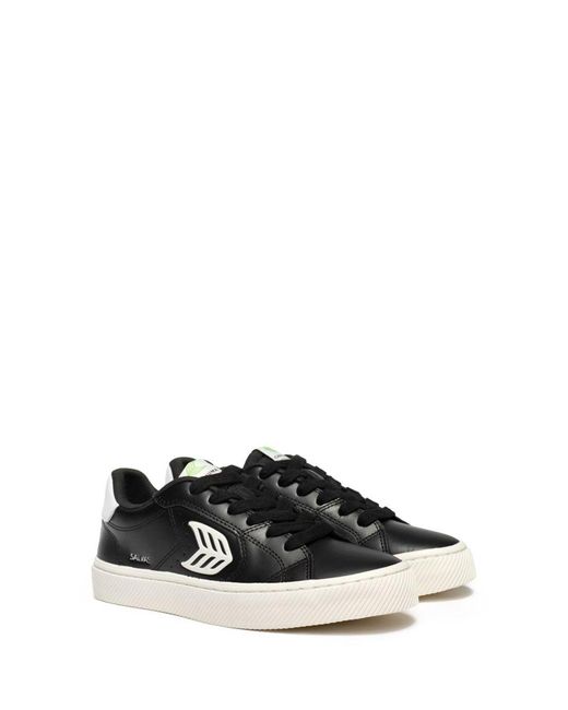 CARIUMA White Salvas Trainers