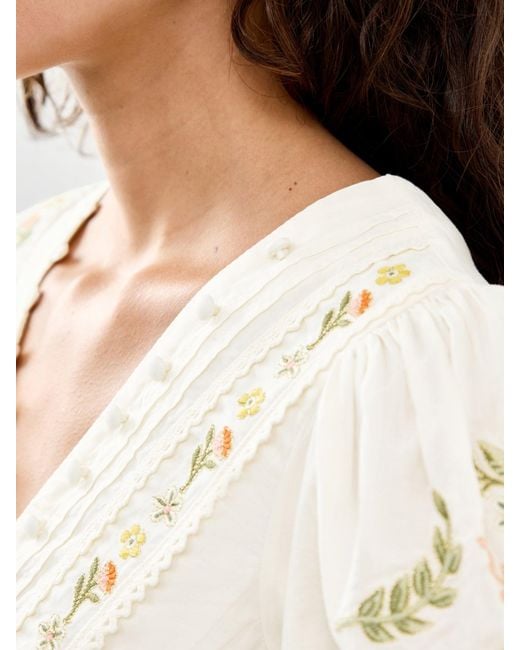 Nobody's Child White Elizabeth Scarlett Seren Embroidered Blouse