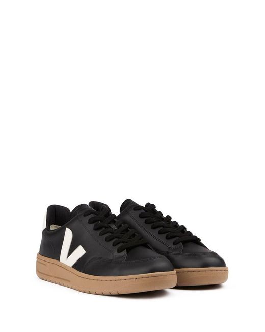 Veja Multicolor V-12 Trainers