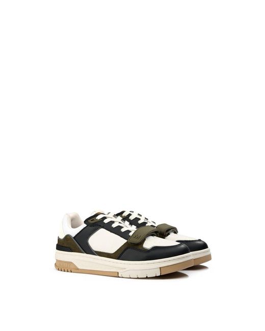 Mallet White Carlton Trainers for men