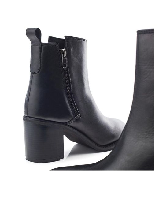 b.soleful Blue B.Molly Boots