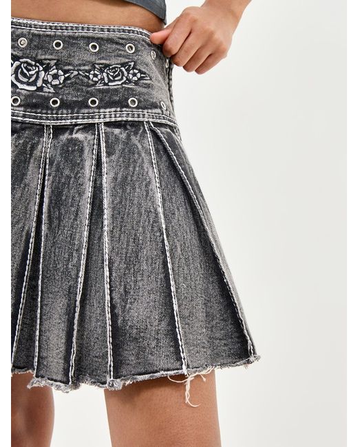 Ed Hardy Gray Contrast Stitch Pleated Rose Skirt