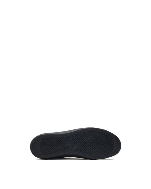 Fred Perry White Baseline Trainers for men