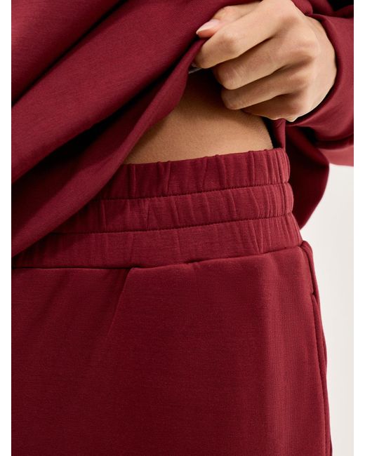 Varley Red The Slim Cuff Pant 27.5