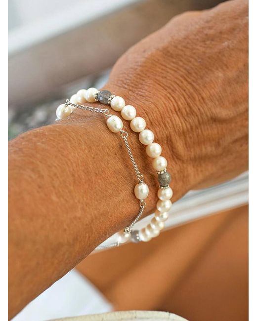 Claudia Bradby White Women's Pearl Bracelet With 3 Labradorite Beads